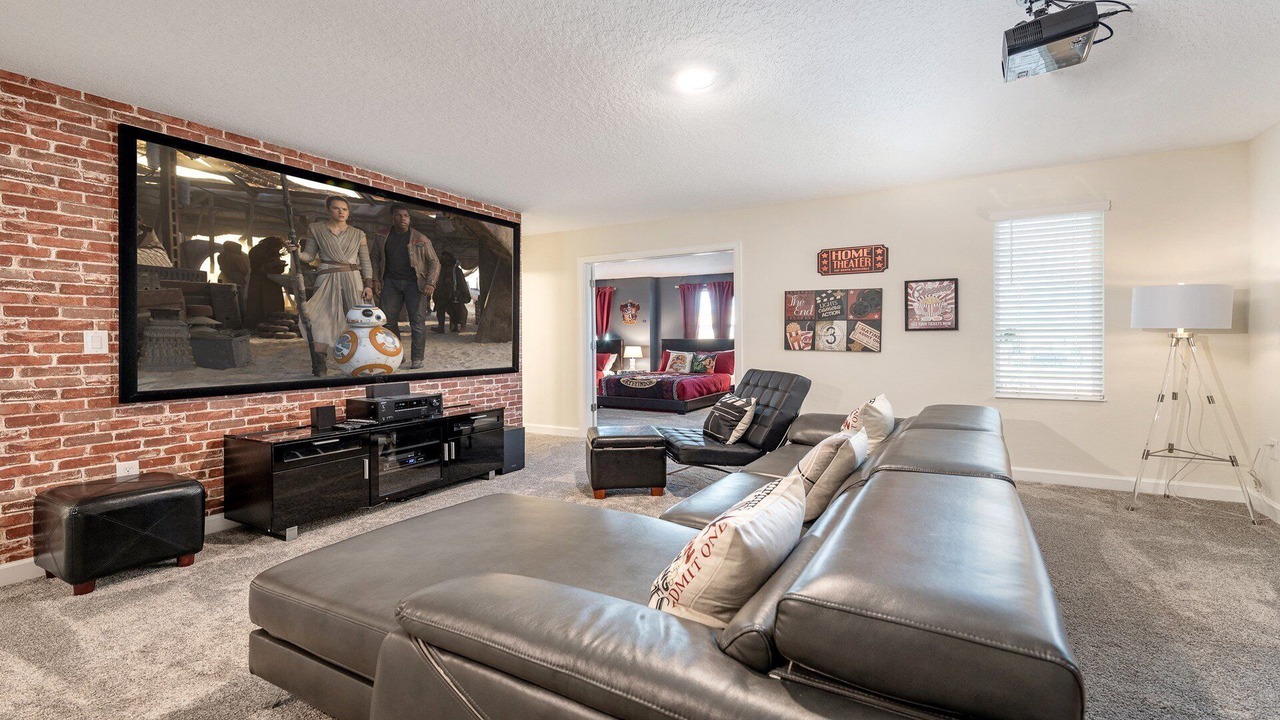 Photo of Livingroom in Four Corners