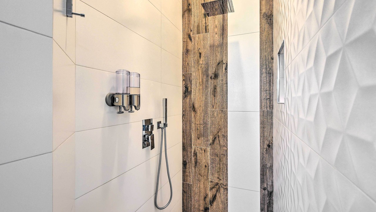 Photo of Bathroom in Bee Ridge