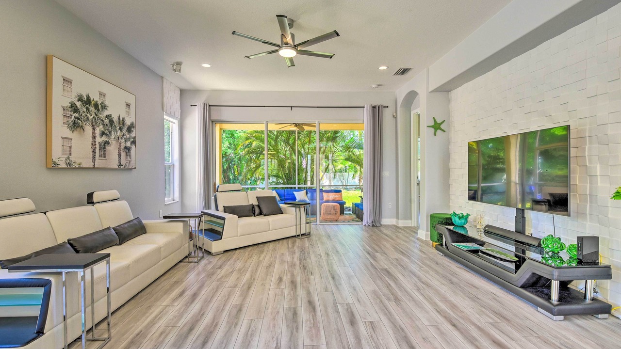 Photo of Bedroom in Bee Ridge