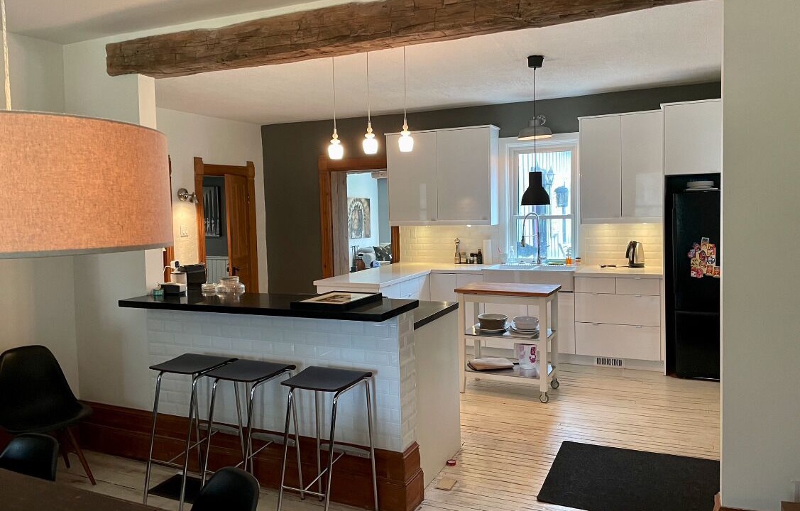 Photo of Kitchen in Mono
