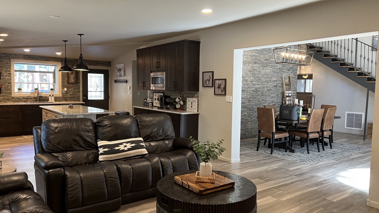 Photo of Livingroom in Pinetop
