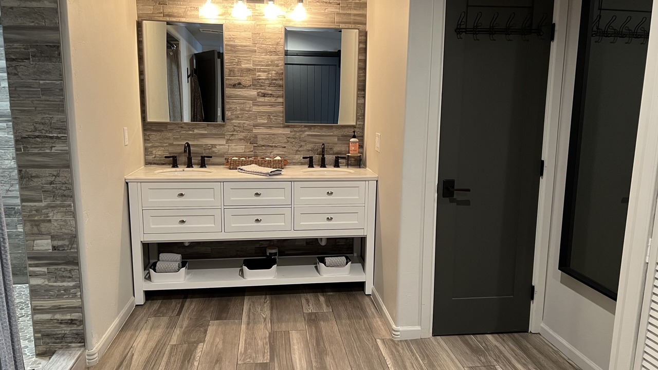 Photo of Bathroom in Pinetop