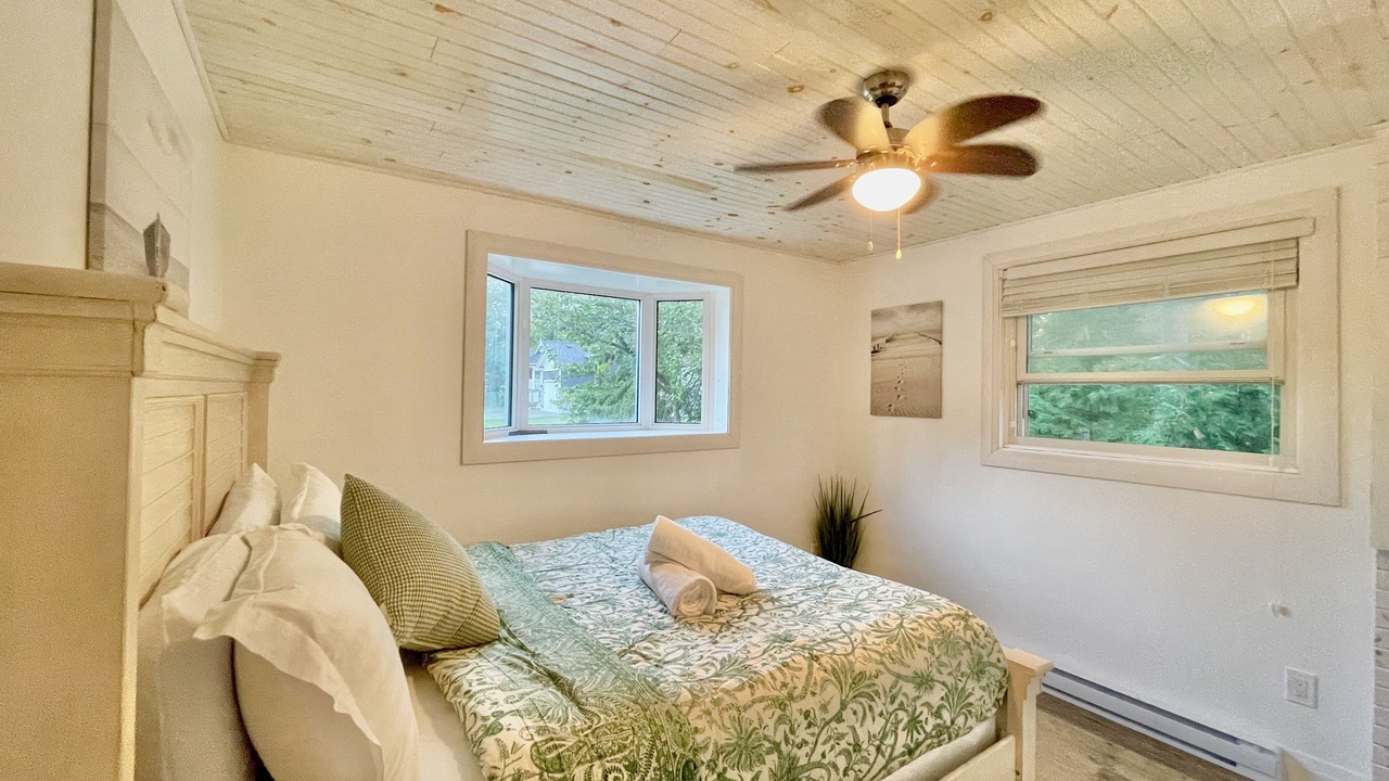 Photo of Bedroom in Wasaga Beach