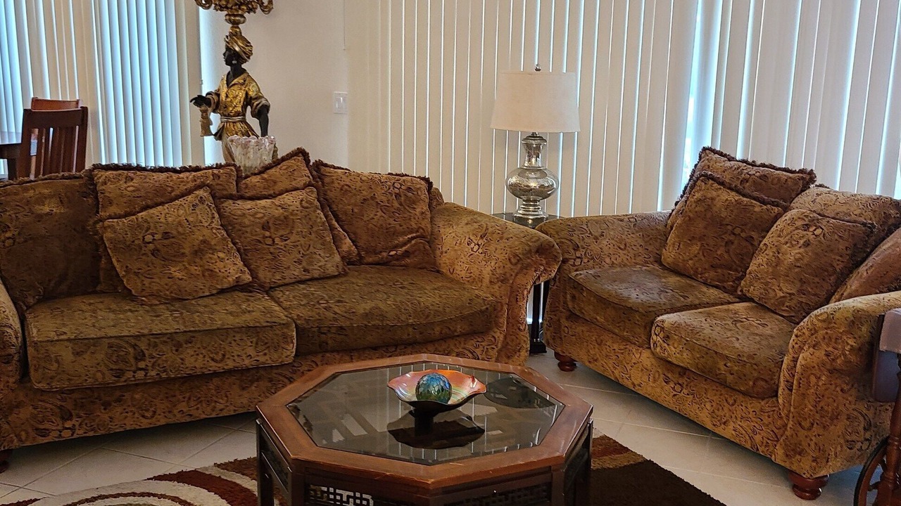 Photo of Livingroom in Riverview