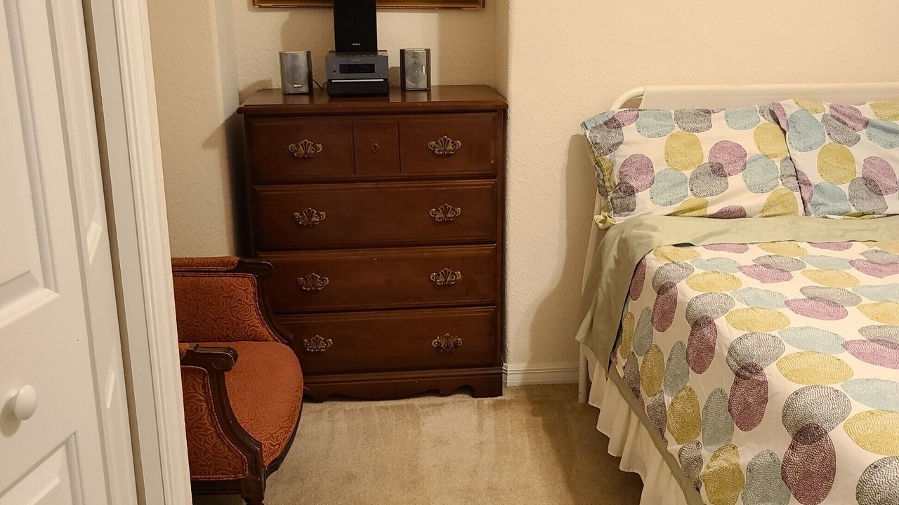 Photo of Bedroom in Riverview