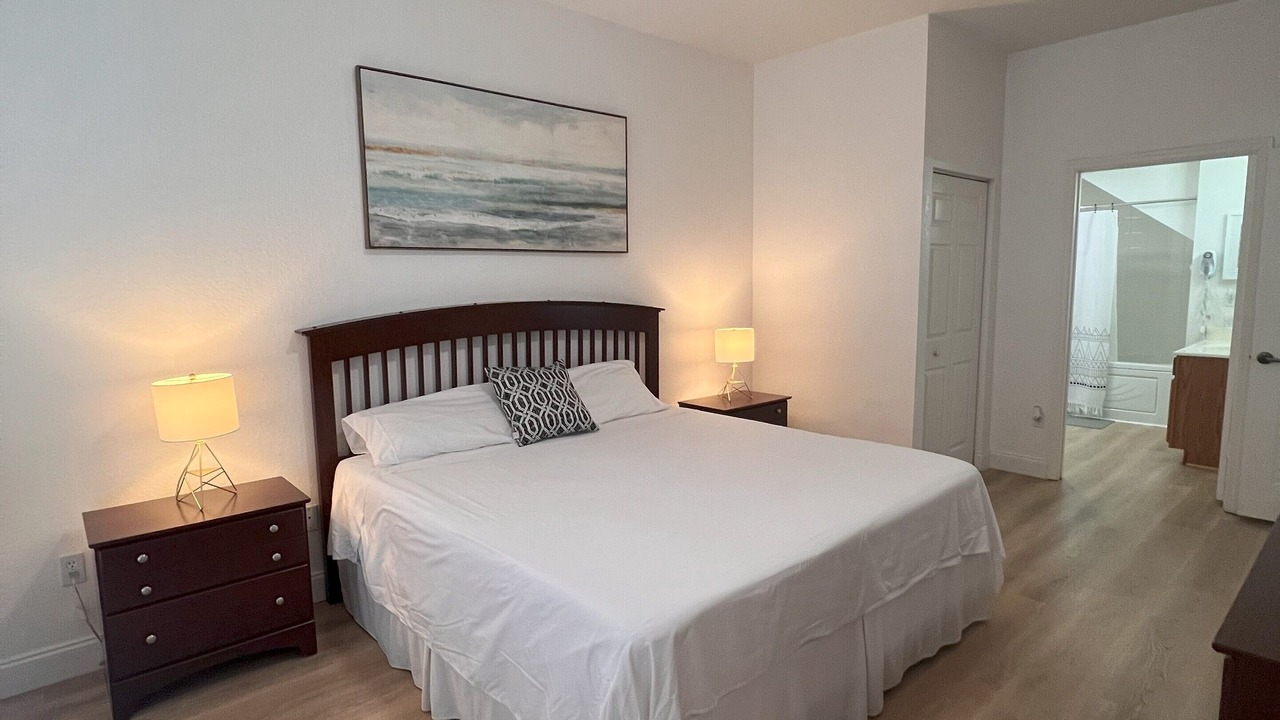 Photo of Bedroom in Venetian Bay Villages