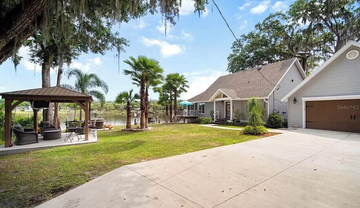 Photo of Outdoor in Riverview