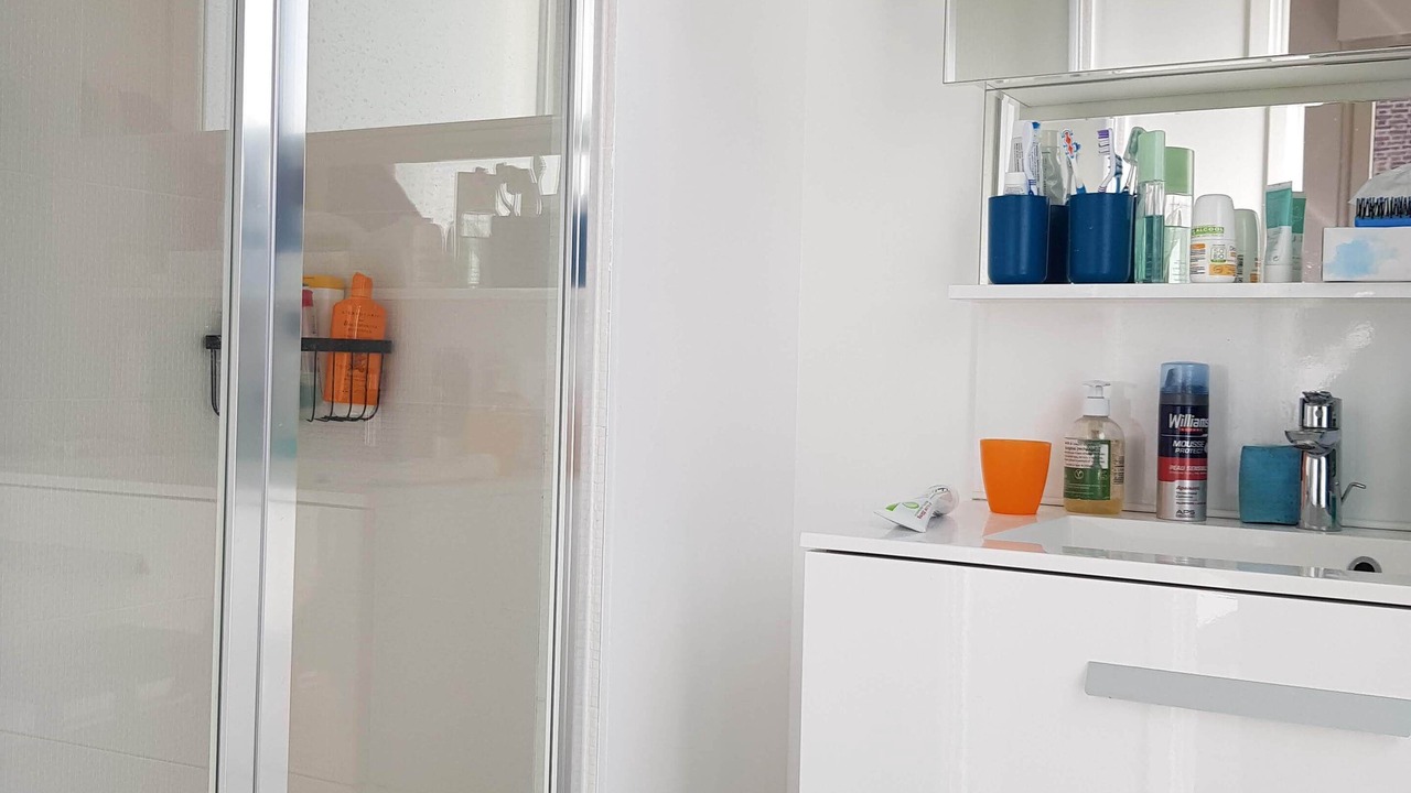 Photo of Bathroom in Quartier de la Goutte-d'Or