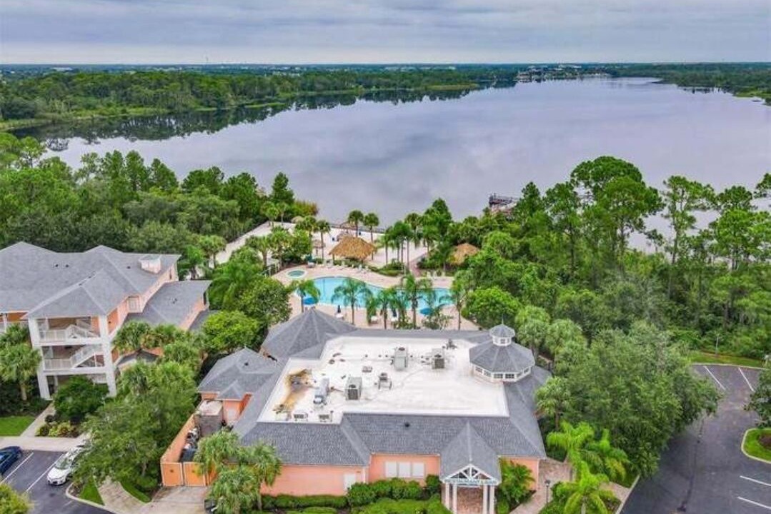 Photo of Outdoor in Lake Davenport Estates