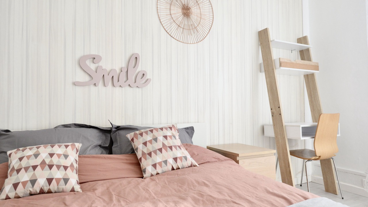 Photo of Bedroom in Saint-Ouen