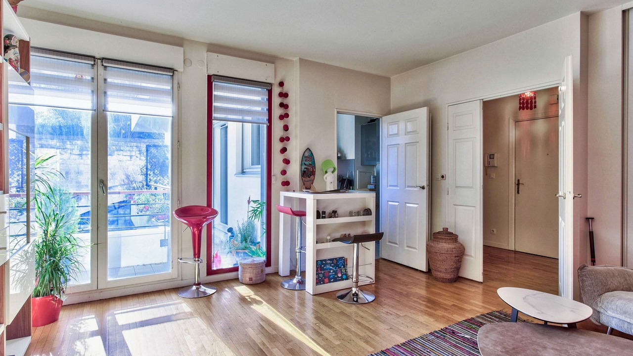 Photo of Livingroom in Quinze-Vingts