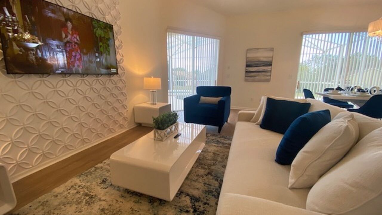 Photo of Livingroom in Tuscan Hills
