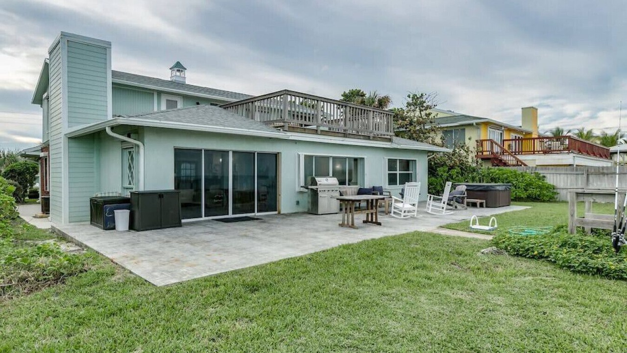 Photo of Patio Balcony in Floridana Beach