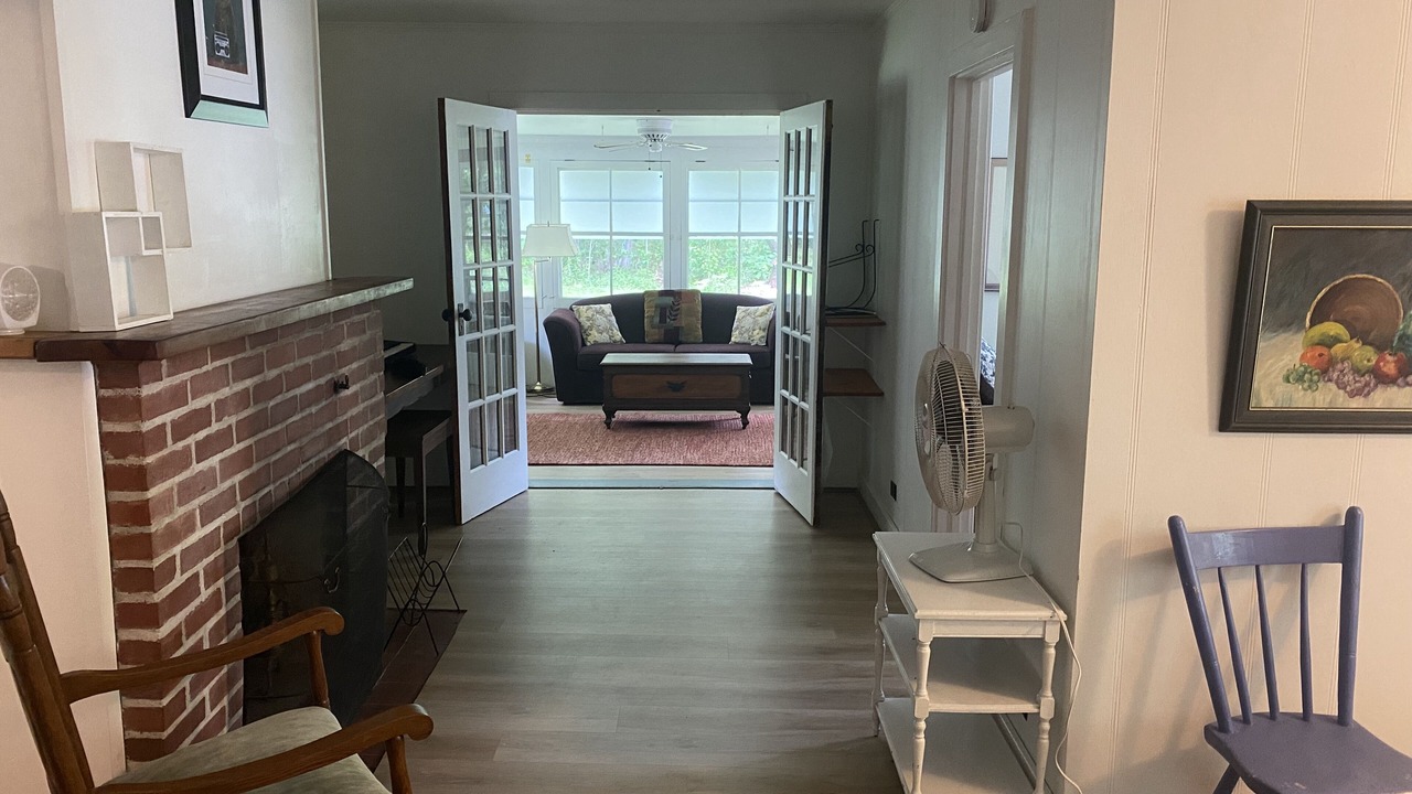 Photo of Livingroom in Rideau Lakes