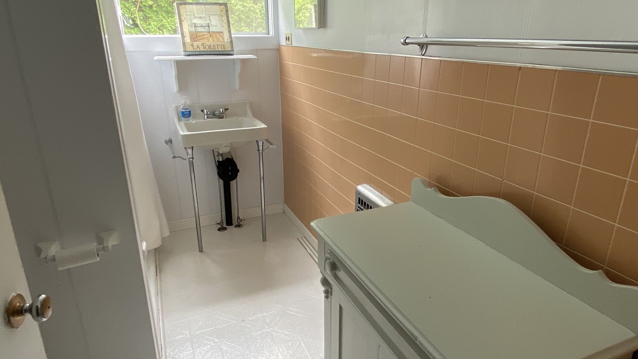 Photo of Bathroom in Rideau Lakes