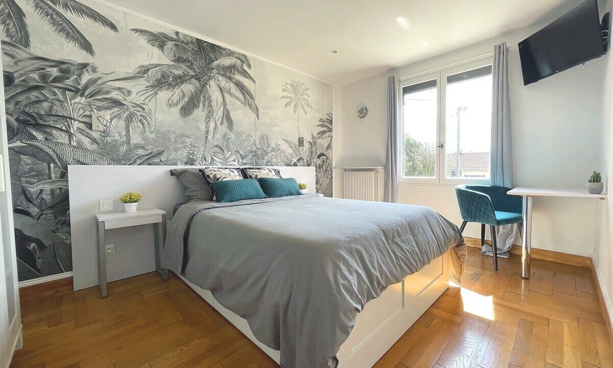 Photo of Bedroom in Tremblay-en-France