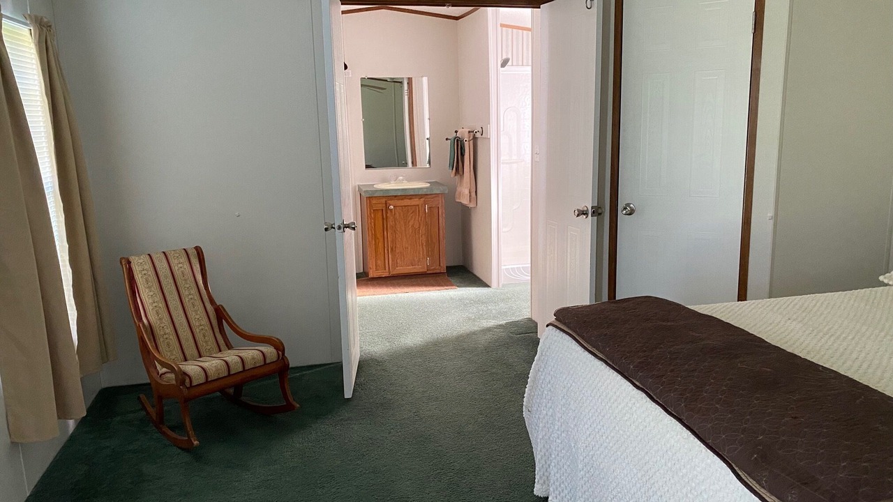 Photo of Bedroom in Moore Haven