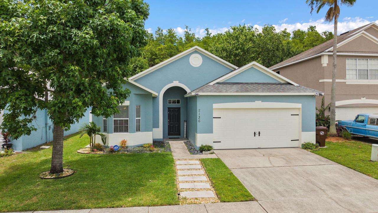 Photo of Outdoor in Lakeside Estates