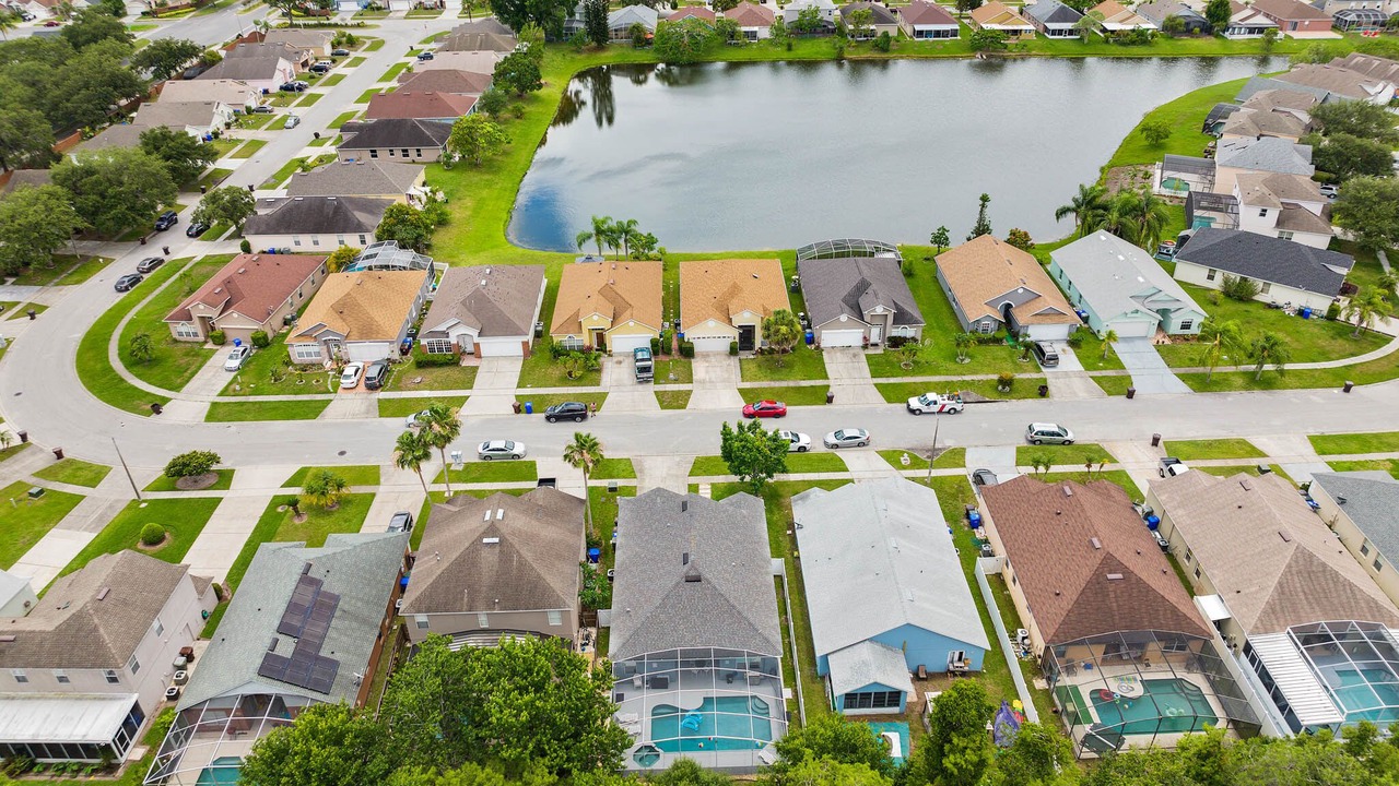 Photo of Outdoor in Lakeside Estates