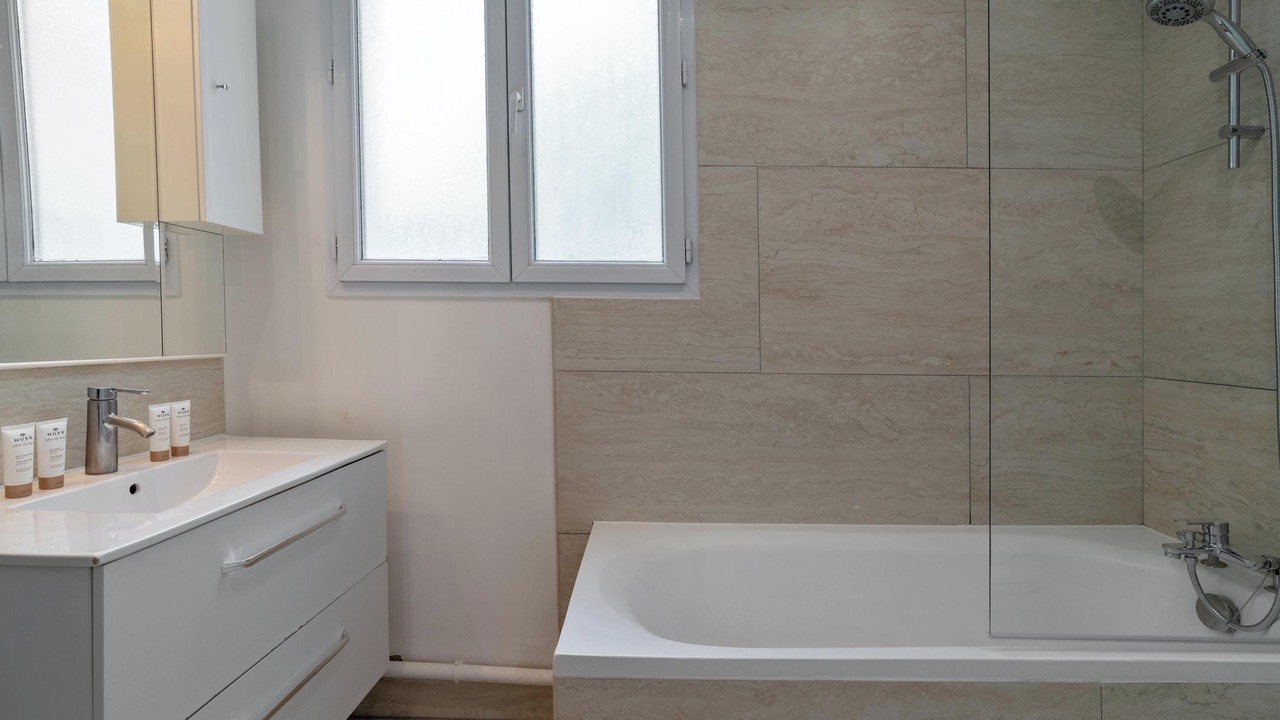 Photo of Bathroom in Plaisance