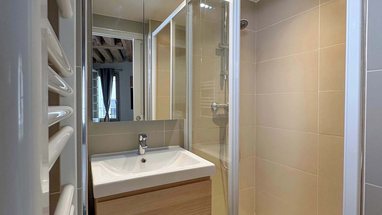 Photo of Bathroom in Sorbonne