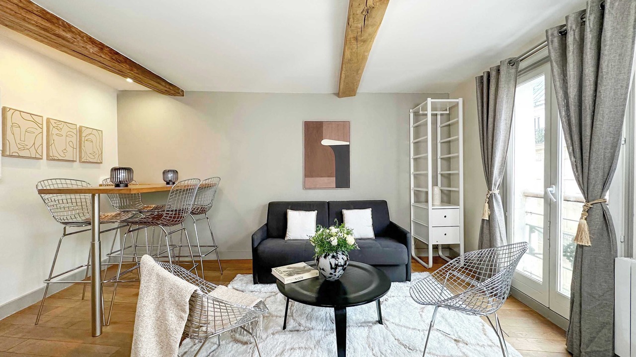 Photo of Bedroom in Sorbonne