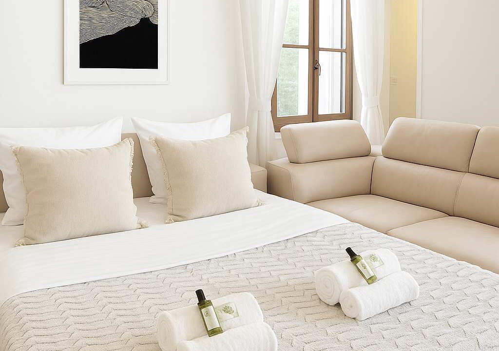 Photo of Bedroom in Saint-Thomas-d'Aquin
