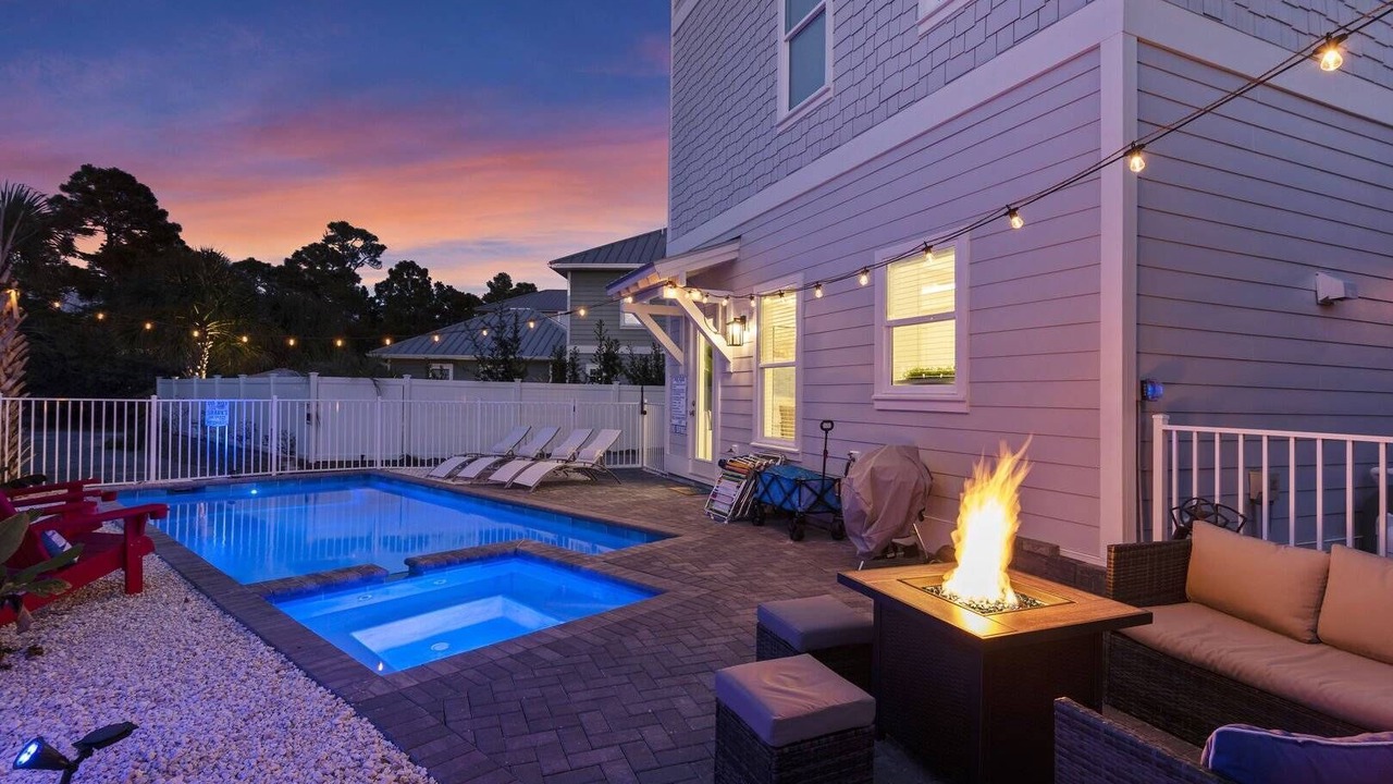 Photo of Outdoor in Emerald Waters Village