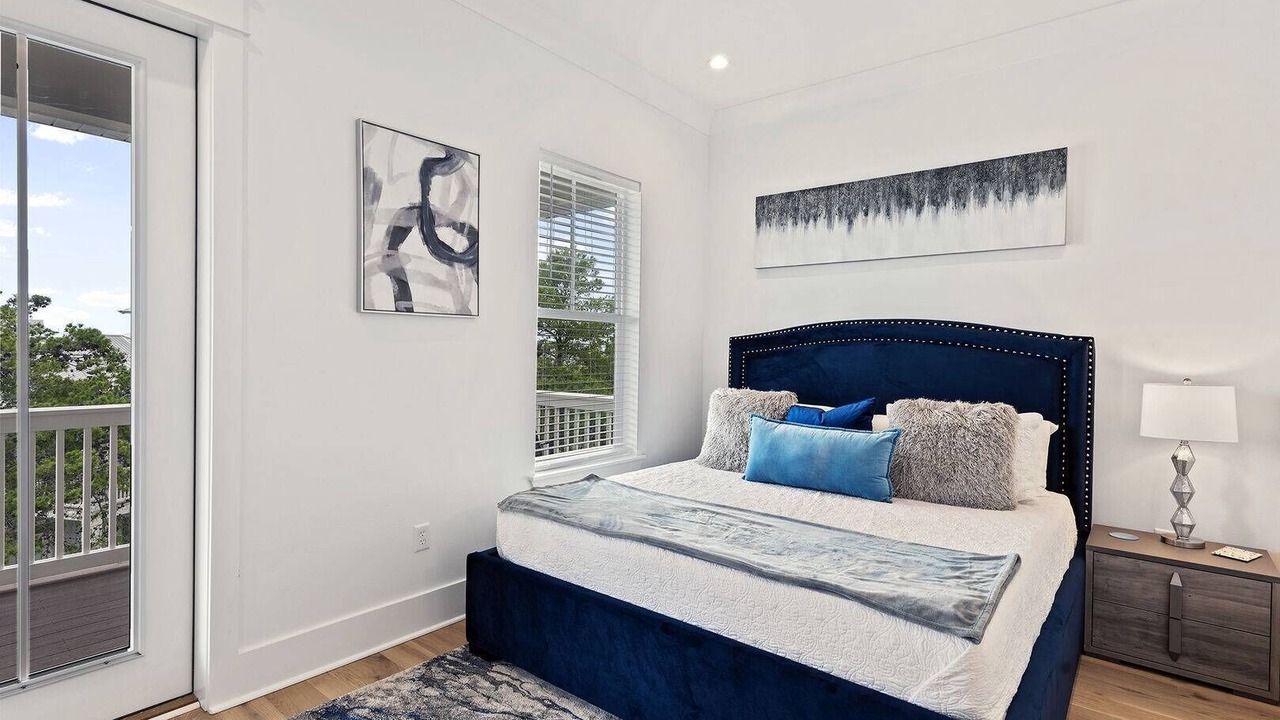 Photo of Bedroom in Emerald Waters Village