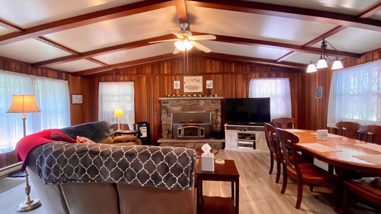 Photo of Livingroom in Gouldsboro