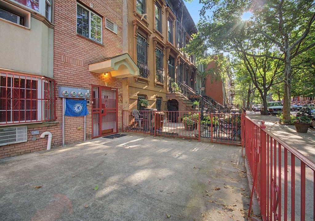 Photo of Outdoor in Bedford-Stuyvesant