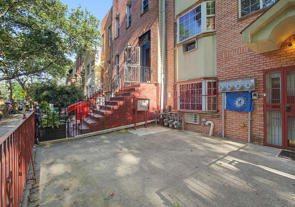 Photo of Outdoor in Bedford-Stuyvesant