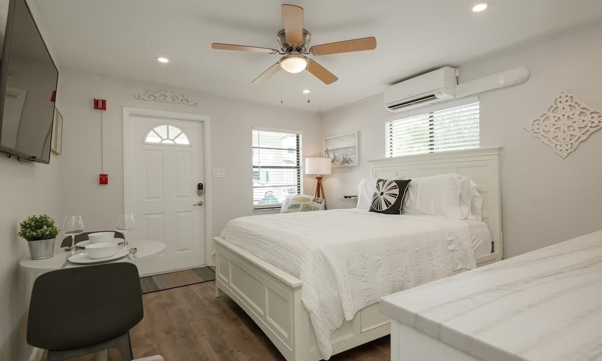 Photo of Bedroom in Safety Harbor