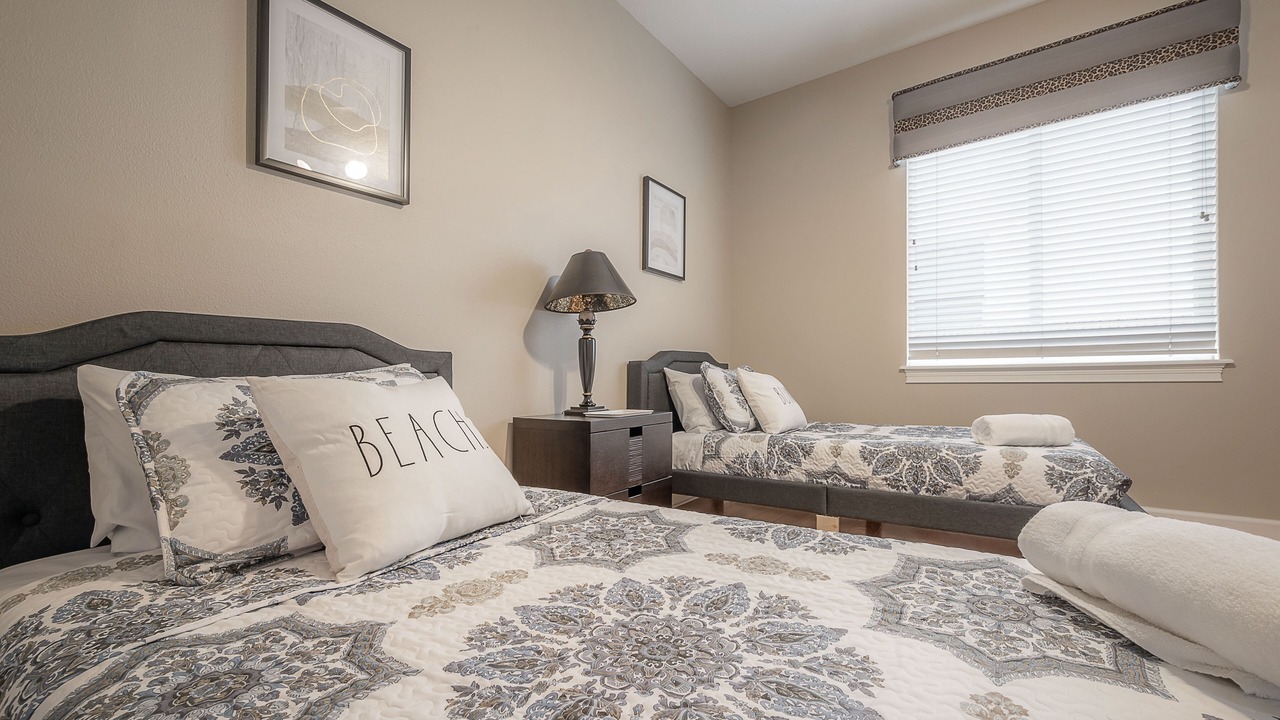 Photo of Bedroom in Lake Magdalene
