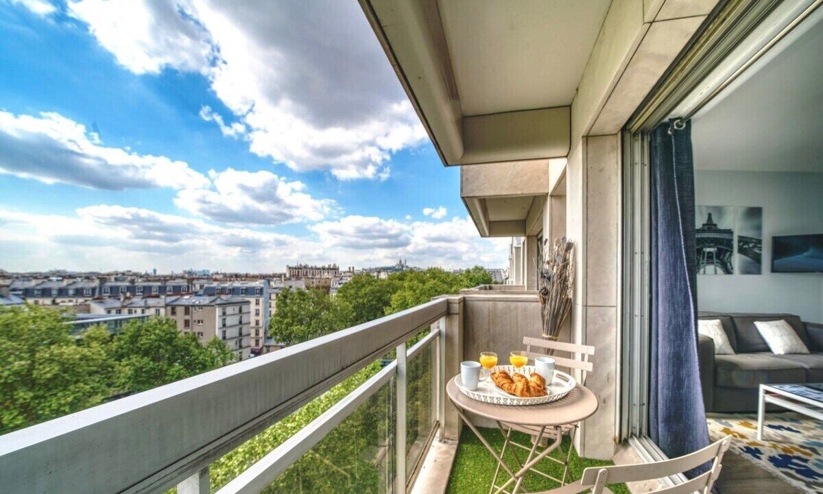 Photo of Patio Balcony in Porte-Saint-Martin