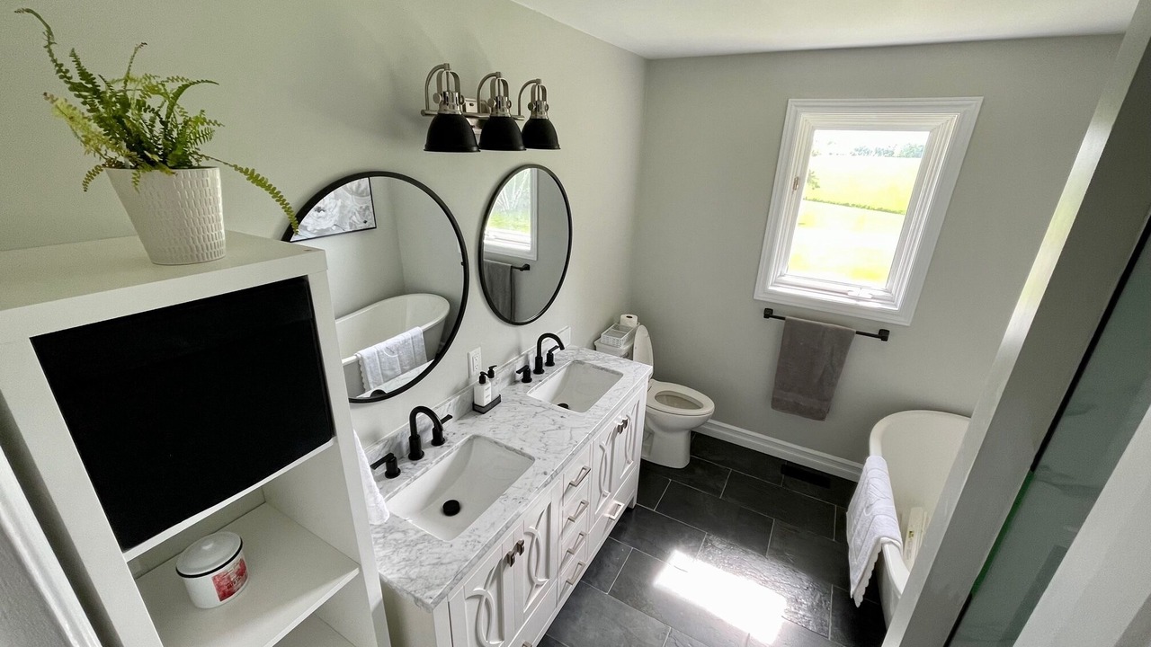 Photo of Bathroom in Carden