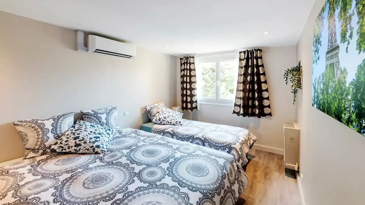 Photo of Bedroom in Villejuif