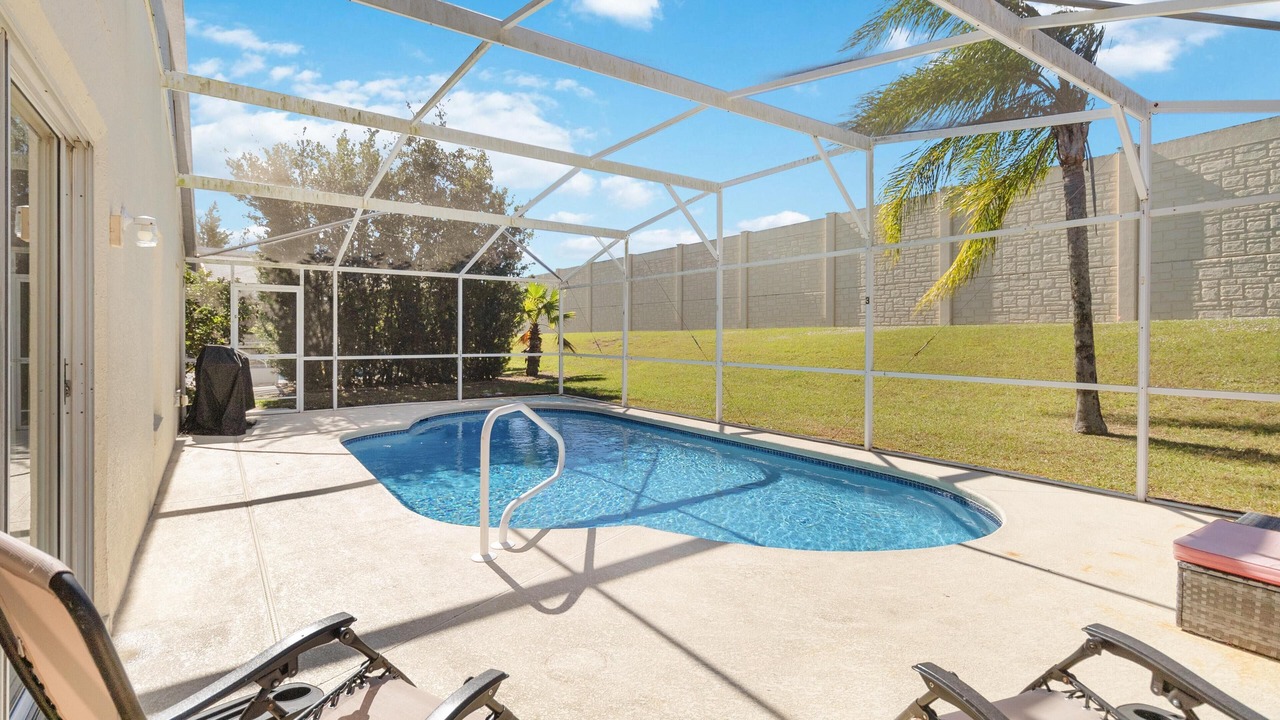 Photo of Outdoor in Lake Davenport Estates