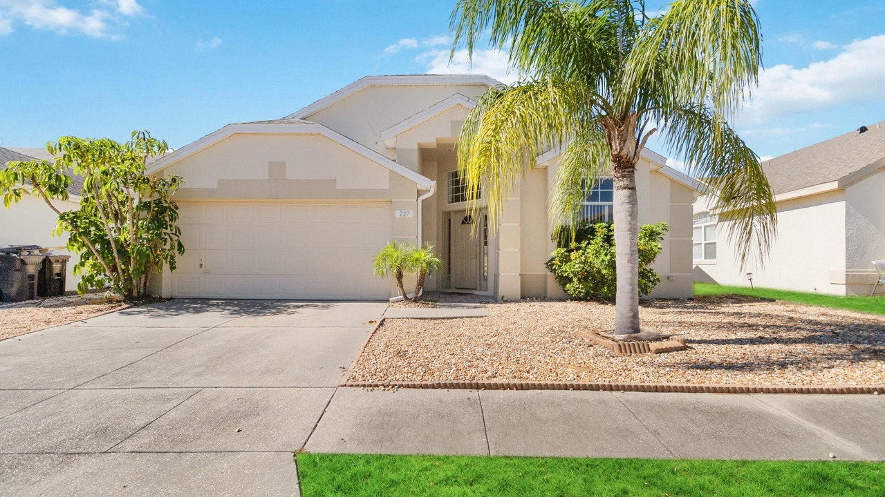 Photo of Outdoor in Lake Davenport Estates