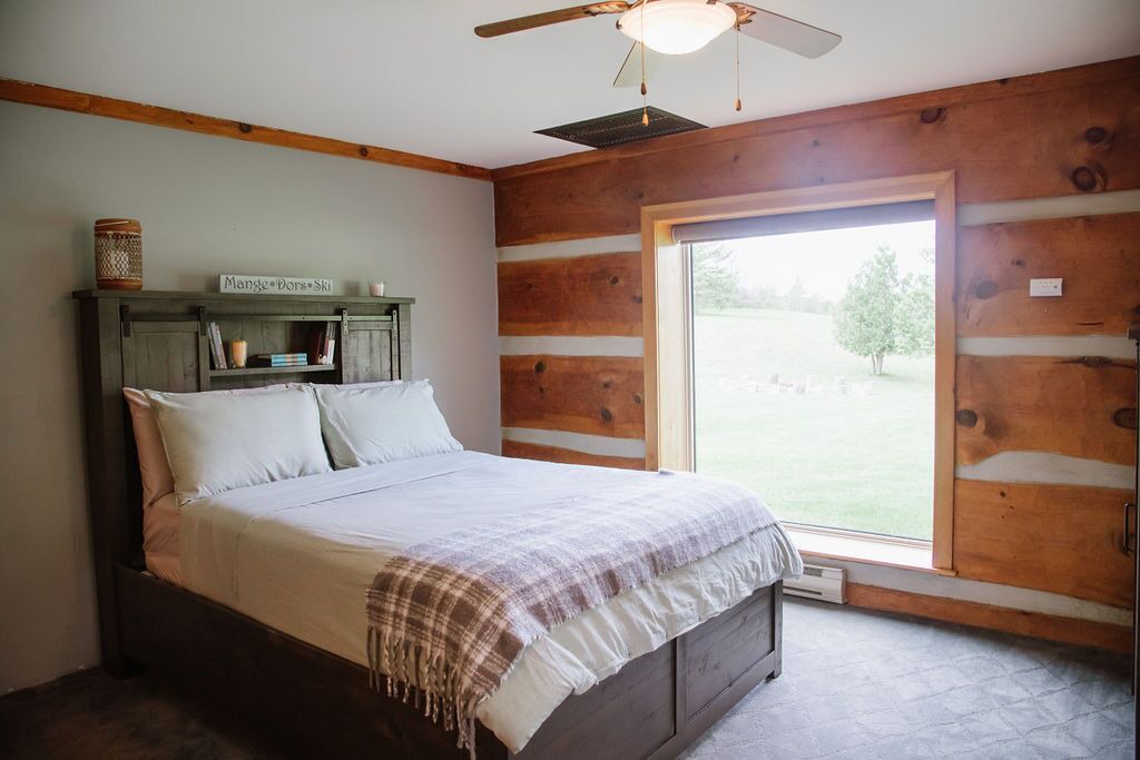 Photo of Bedroom in Flesherton