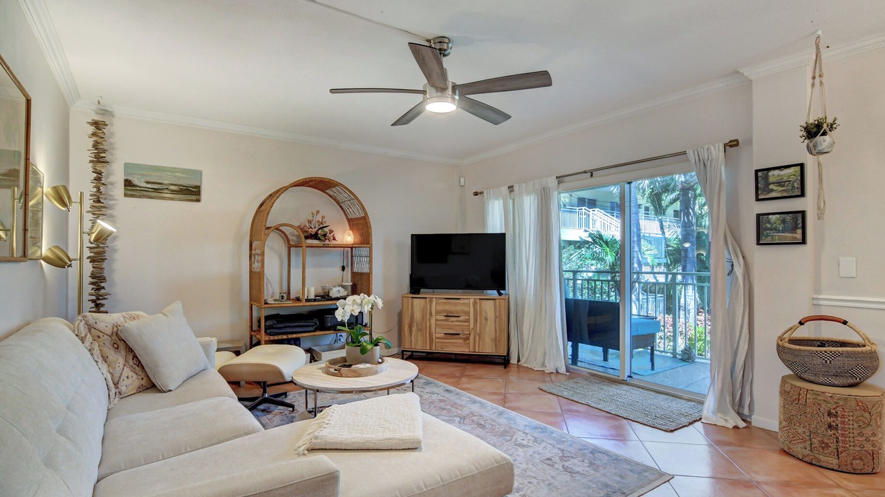 Photo of Livingroom in Ocean Ridge