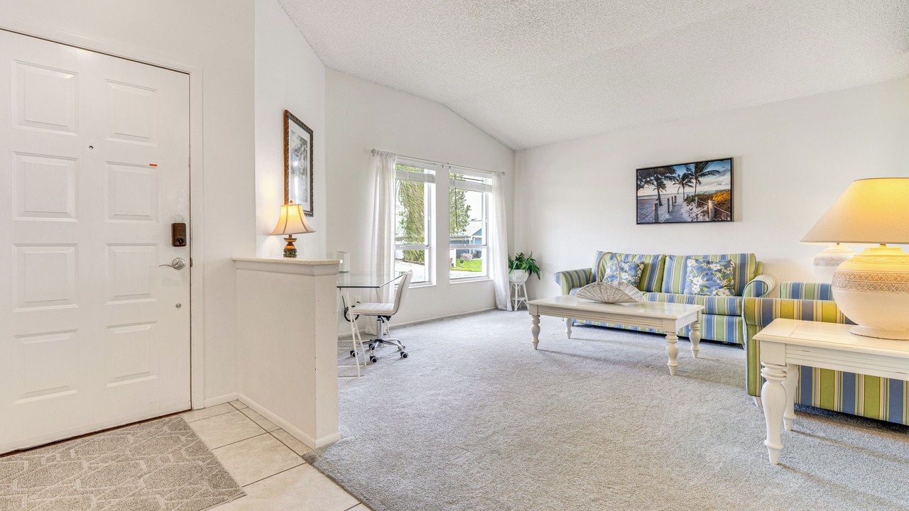 Photo of Livingroom in Lindfields