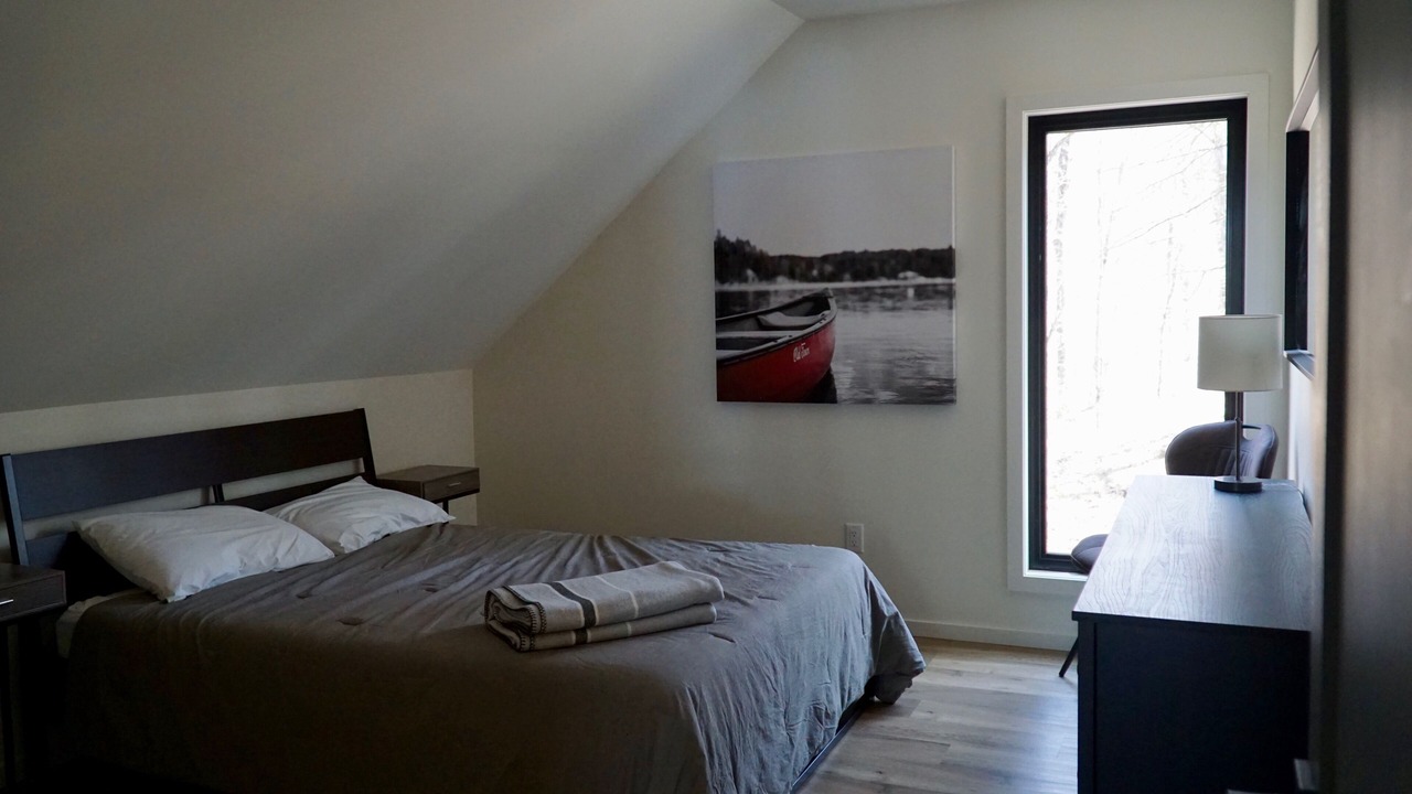 Photo of Bedroom in Unorganized Centre Parry Sound