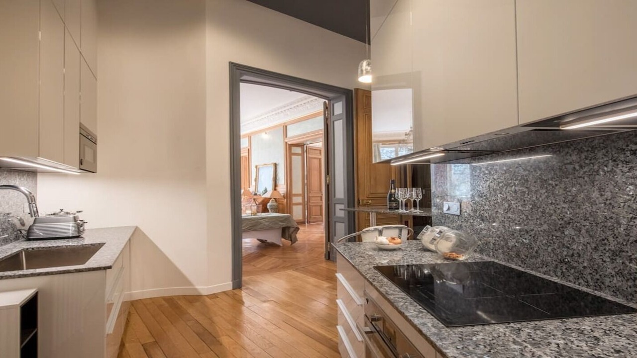 Photo of Kitchen in Quartier de la Plaine-de-Monceaux
