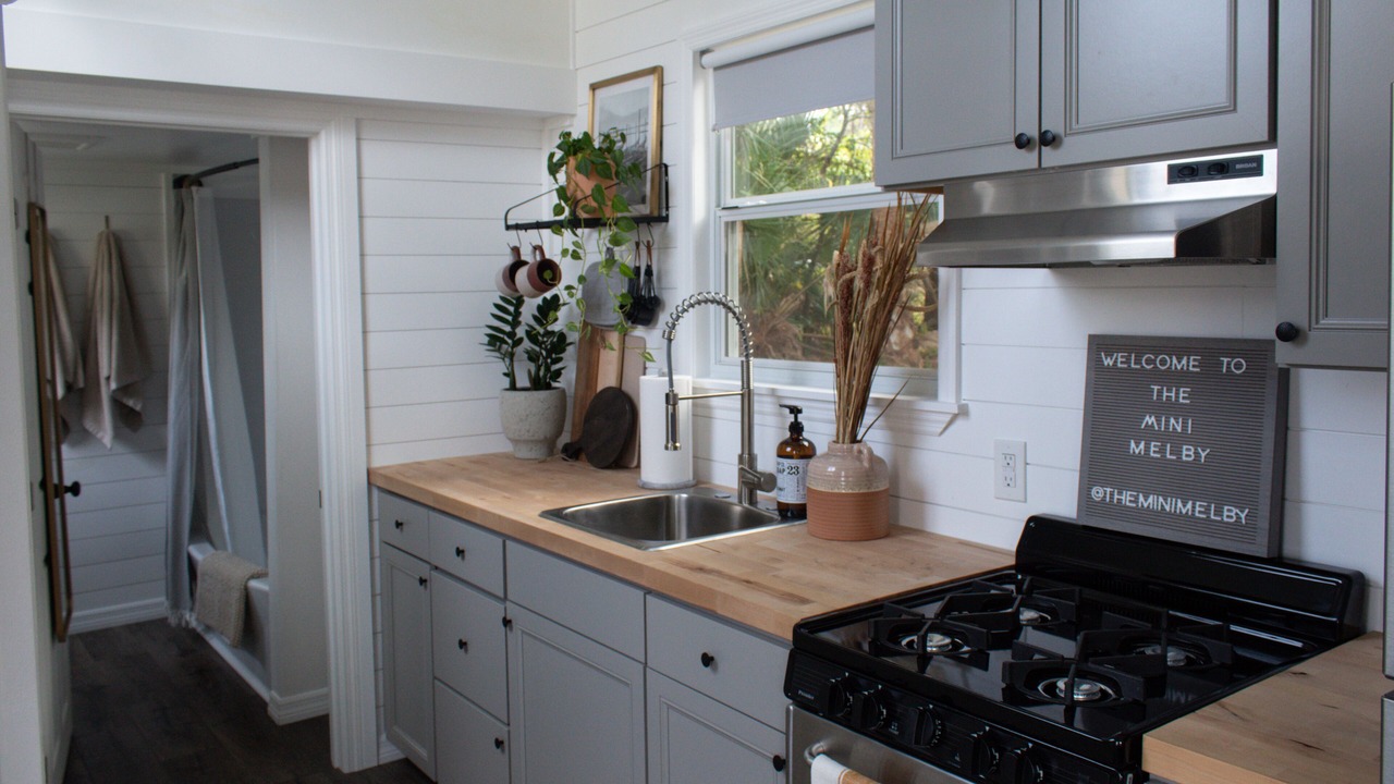 Photo of Kitchen in June Park