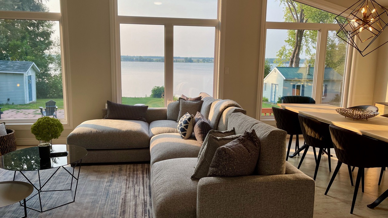 Photo of Livingroom in Adolphustown