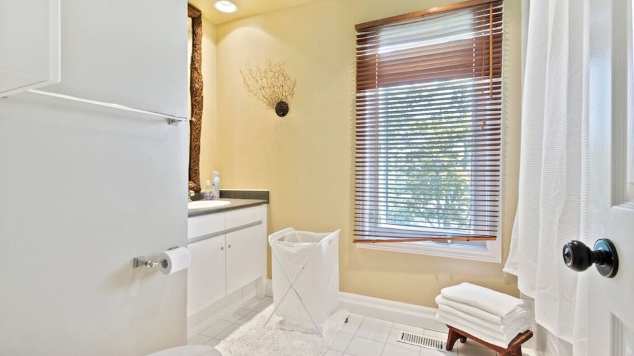 Photo of Bathroom in The Blue Mountains