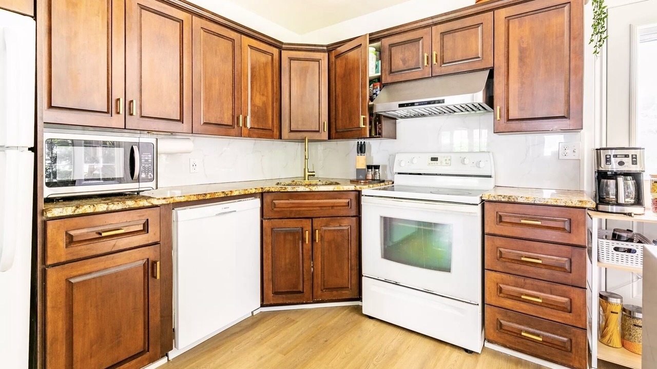 Photo of Kitchen in Town of Essex