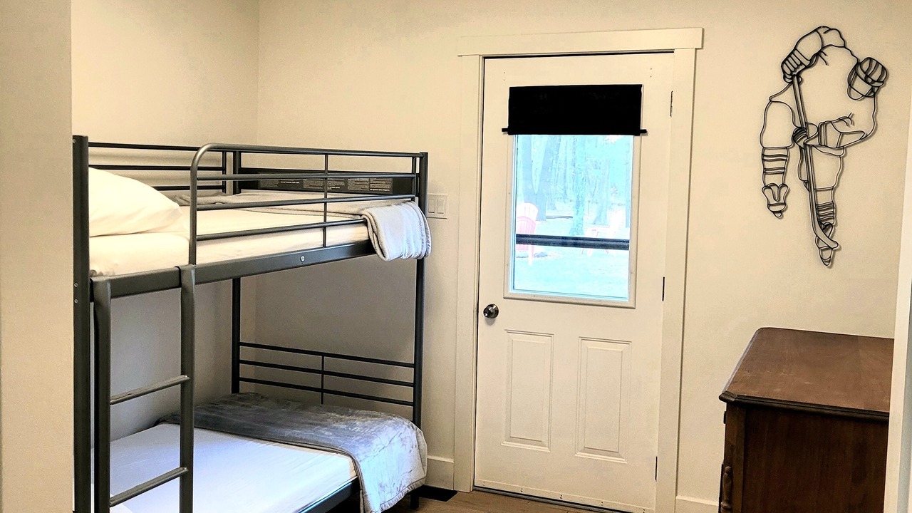 Photo of Bedroom in Port Franks