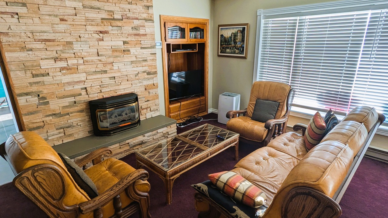 Photo of Livingroom in Penetanguishene